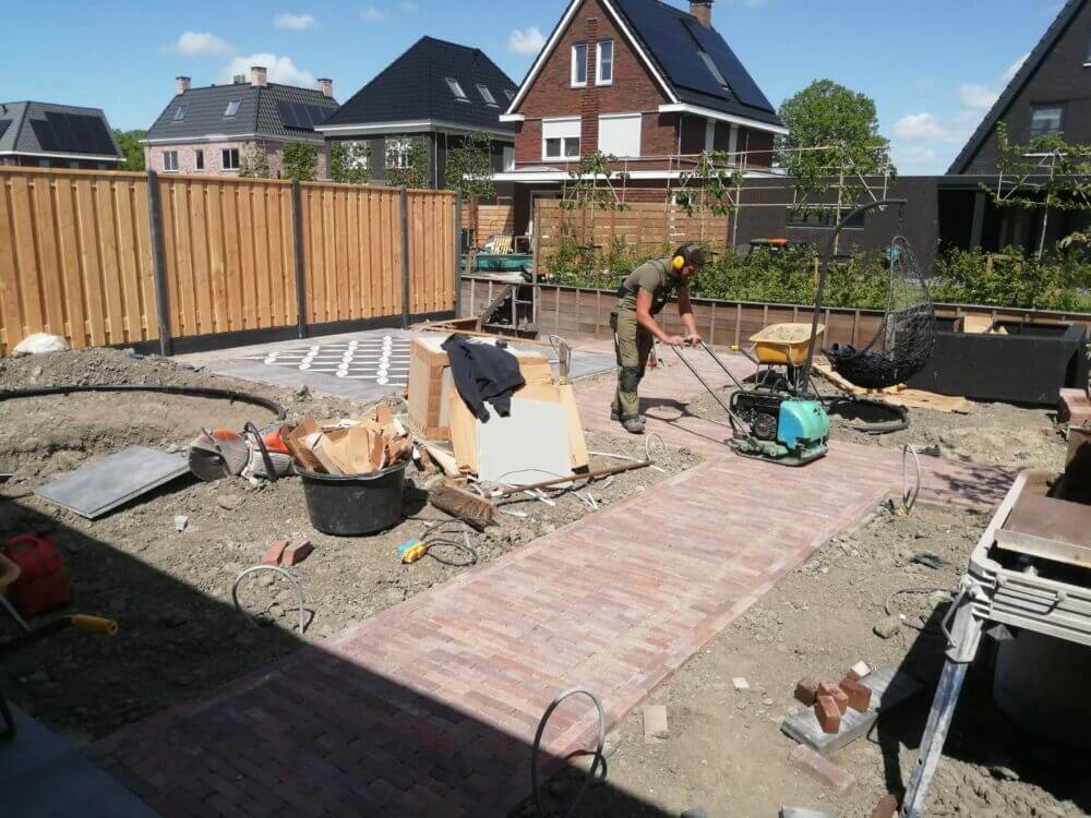 gezocht-hovenier-aanleg-onderhoud1